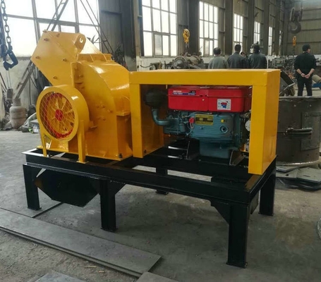 Molino de martillos de trituradora de oro de la serie PC con motor diesel y tamaño de pantalla ajustable