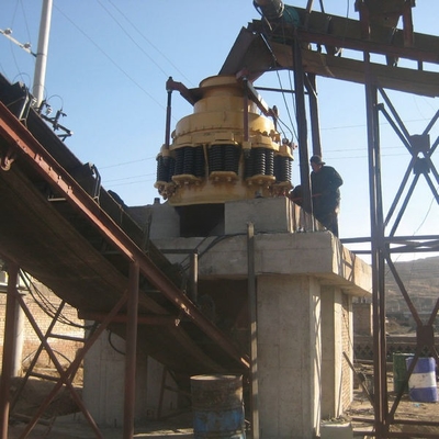Long Life wear Parts Cone Crusher para minerales en la planta de mini mineral de roca móvil