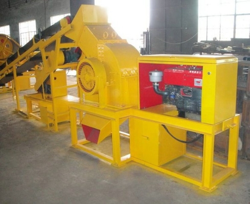 Molino de martillos de trituradora de oro de la serie PC con motor diesel y tamaño de pantalla ajustable