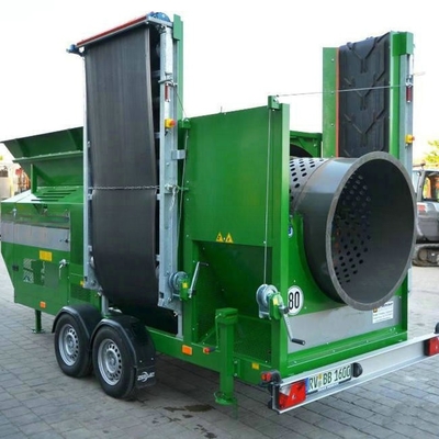 Ángulo del transportador de 25 grados Gran capacidad de abono móvil de compostaje Rotor Trommel Screen