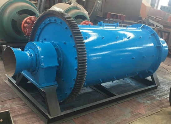 Equipo de molino de bolas de minería de oro de operación automática con motor CA