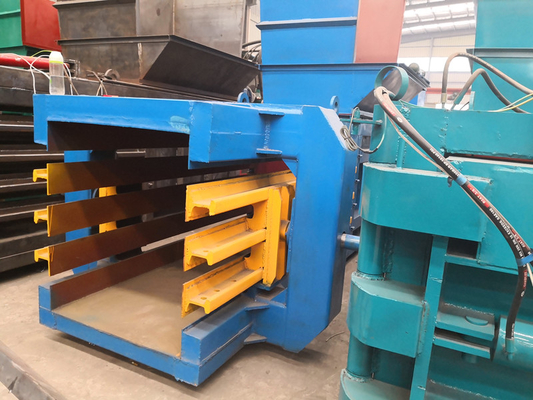 Material de embalaje de plástico Máquina de embalaje horizontal caliente para reciclar desechos de espuma