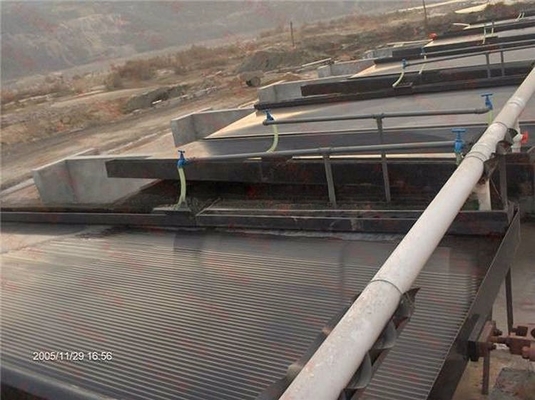 98% Energía Minería Equipo de minería de oro a pequeña escala Fibra de vidrio Vibración Shaker Concentrador de mesa