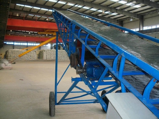 Máquina de línea transportadora de cinturón inclinado de caucho portátil industrial de tamaño pequeño amarillo