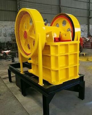 PE400x600 Maquina de trituración de mandíbula de piedra de mineral de oro para salida en planta de fabricación de 30kw