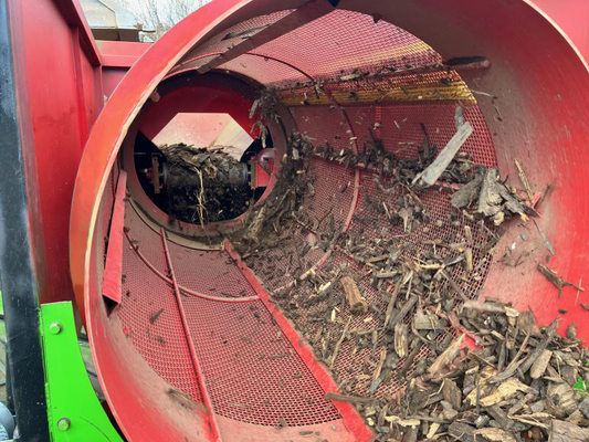 Escrín de tambor de compostaje móvil con transportador separador de gravedad pesado para suelo superior