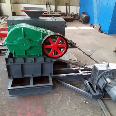 Máquina de extrusión de briquetas de turfa para la producción de carbón a medida con diámetro de rodillo grande