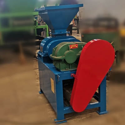 Máquina de prensa de briquetas en rodillo de carbón de carbón de coque con peso de 850 kg y motor AC