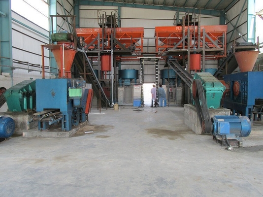 Máquina de prensa de bolas de material refractario hidráulico avanzado con diferentes modelos