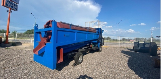 8000*2200*4000 Gold Mobile Trommel Screen Machine Wash Plant con larga duración de servicio