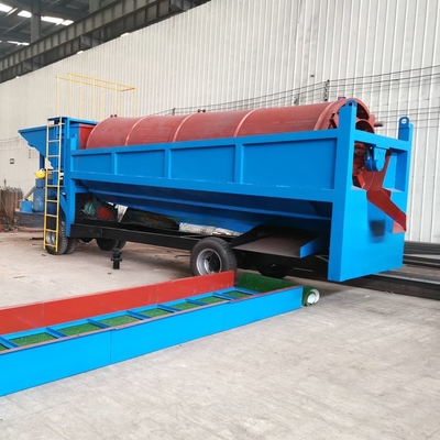 Instalación manual de equipos de extracción para la separación de oro en una planta de fabricación