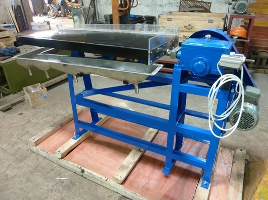 Trabajos de construcción Equipo de minería de oro pequeño portátil Tabla de agitación para oro 650 KG